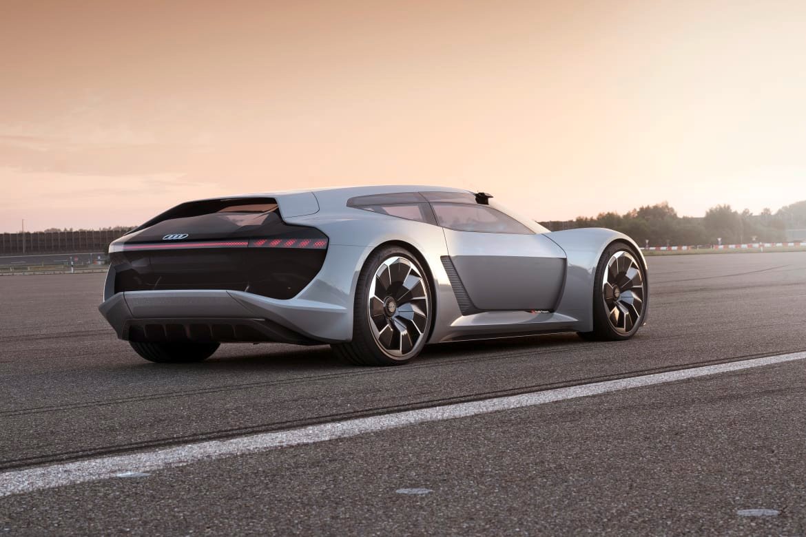 Audi_PB_18_etron_concept.jpg