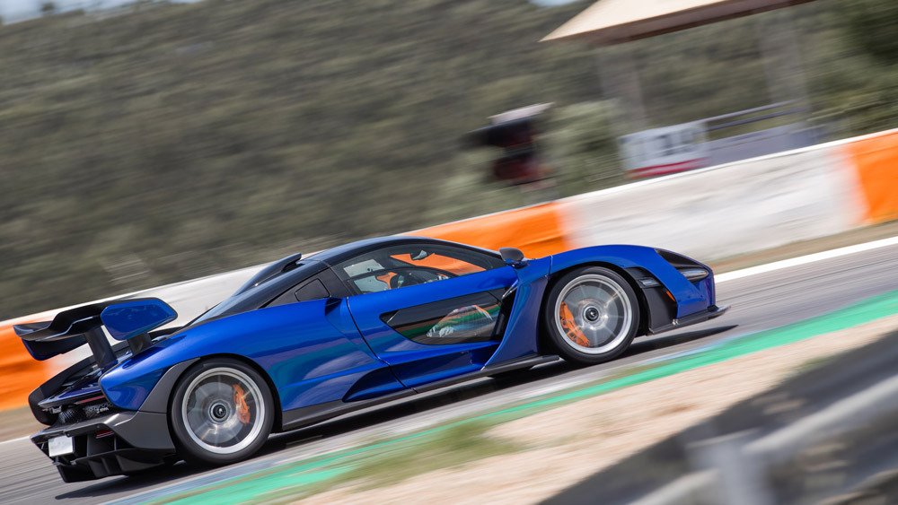 Driving the McLaren Senna on the Estoril Formula 1 Track.