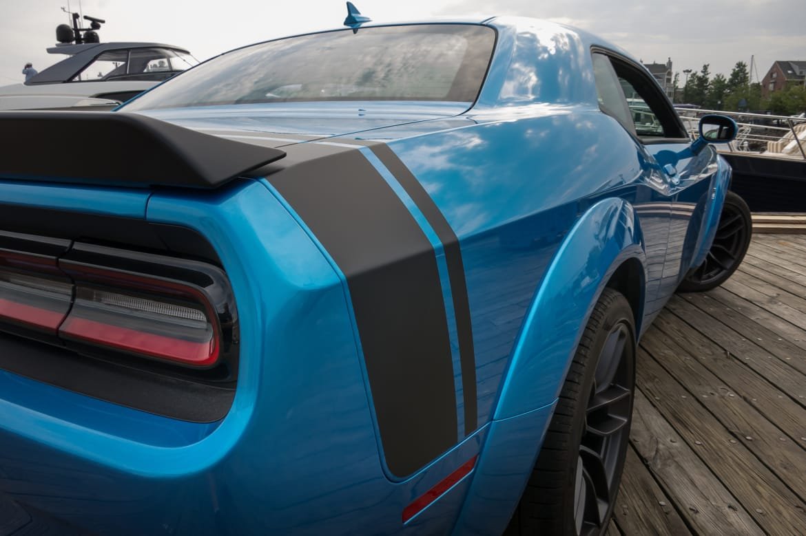 04-dodge-challenge-scat-pack-widebody-2019-blue--exterior--rear-