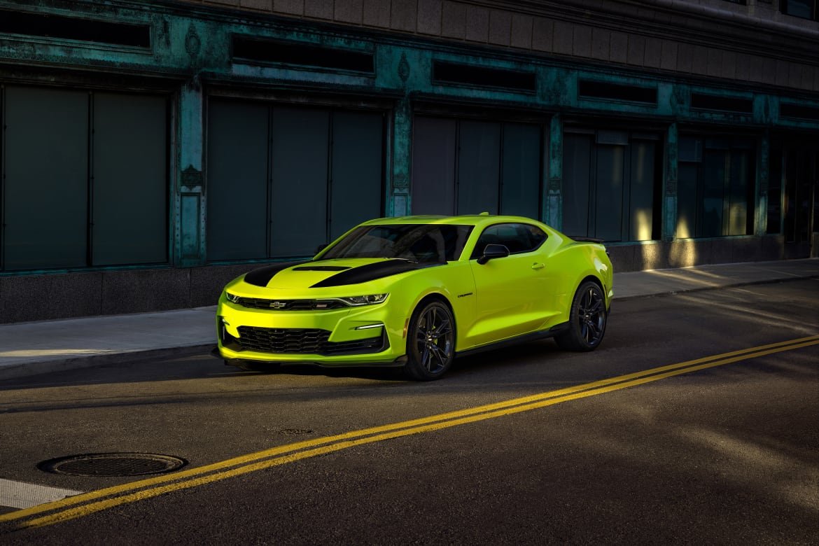 19_Chevrolet_Camaro_SS.jpg