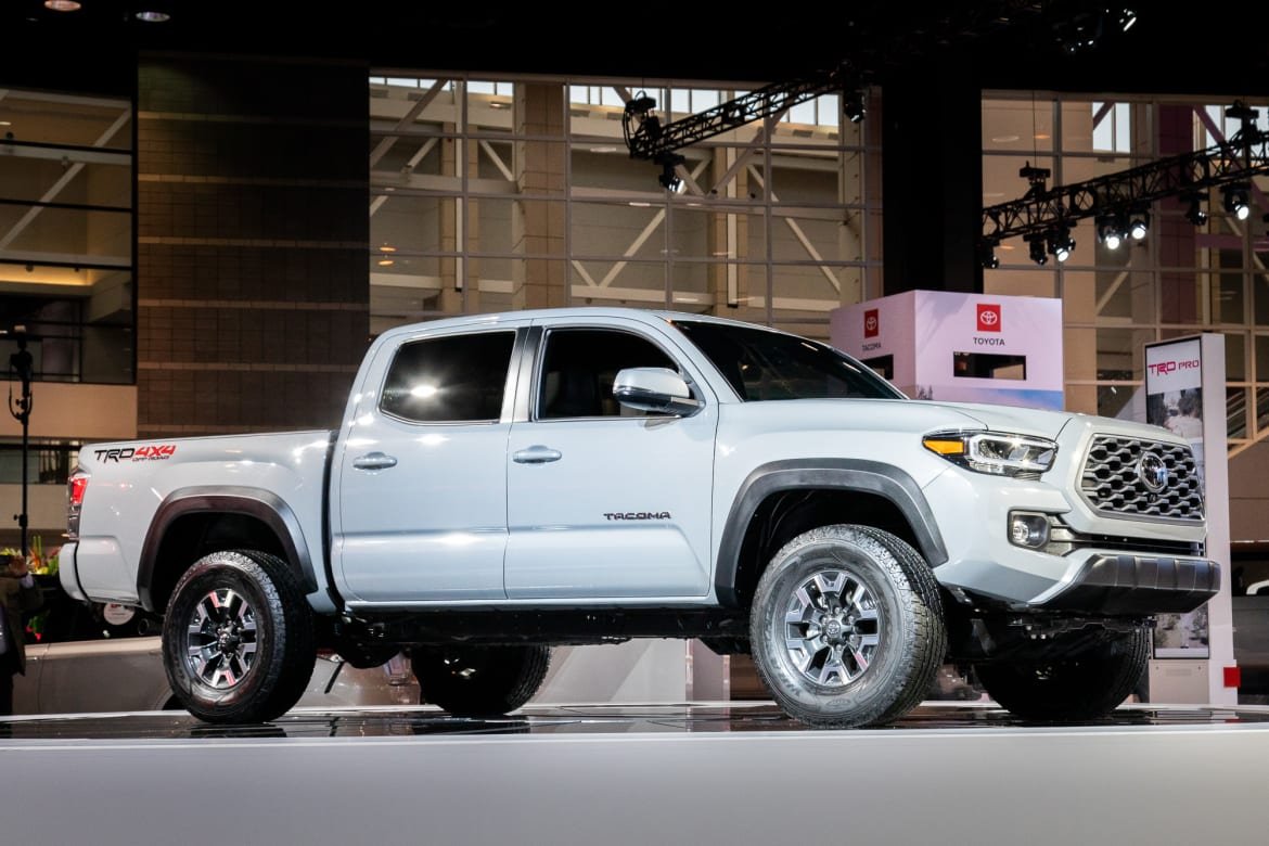 04-toyota-tacoma-2020-cl.jpg