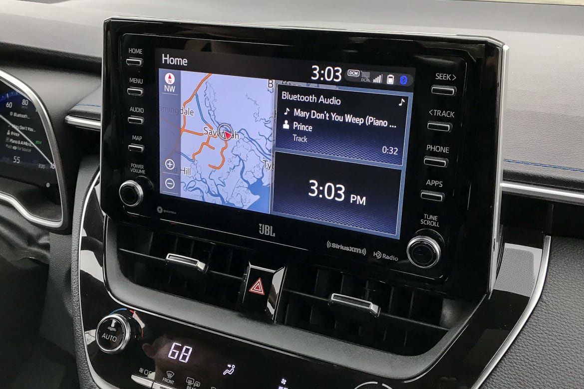 48-toyota-corolla-2020-center-stack-display--interior.jpg
