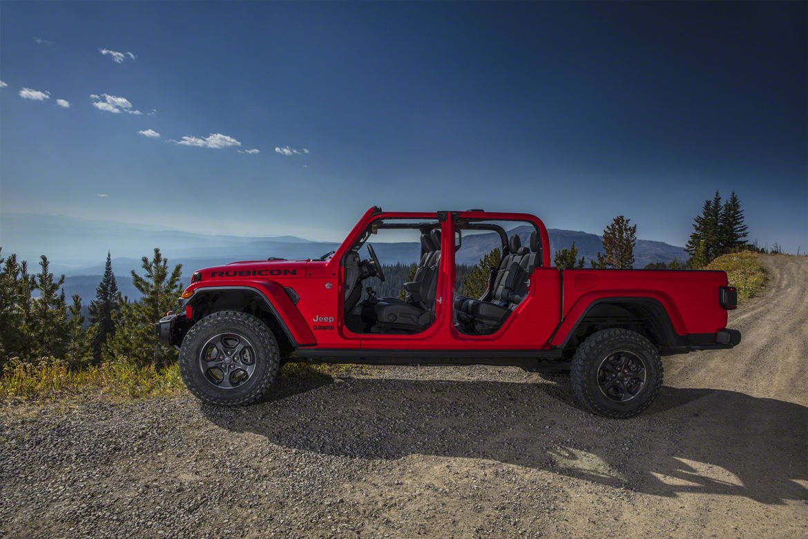 13-jeep-gladiator-2020-oem-preview.jpg