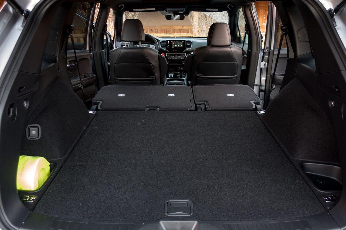 11-honda-passport-2019-folding-seats--interior--trunk.jpg