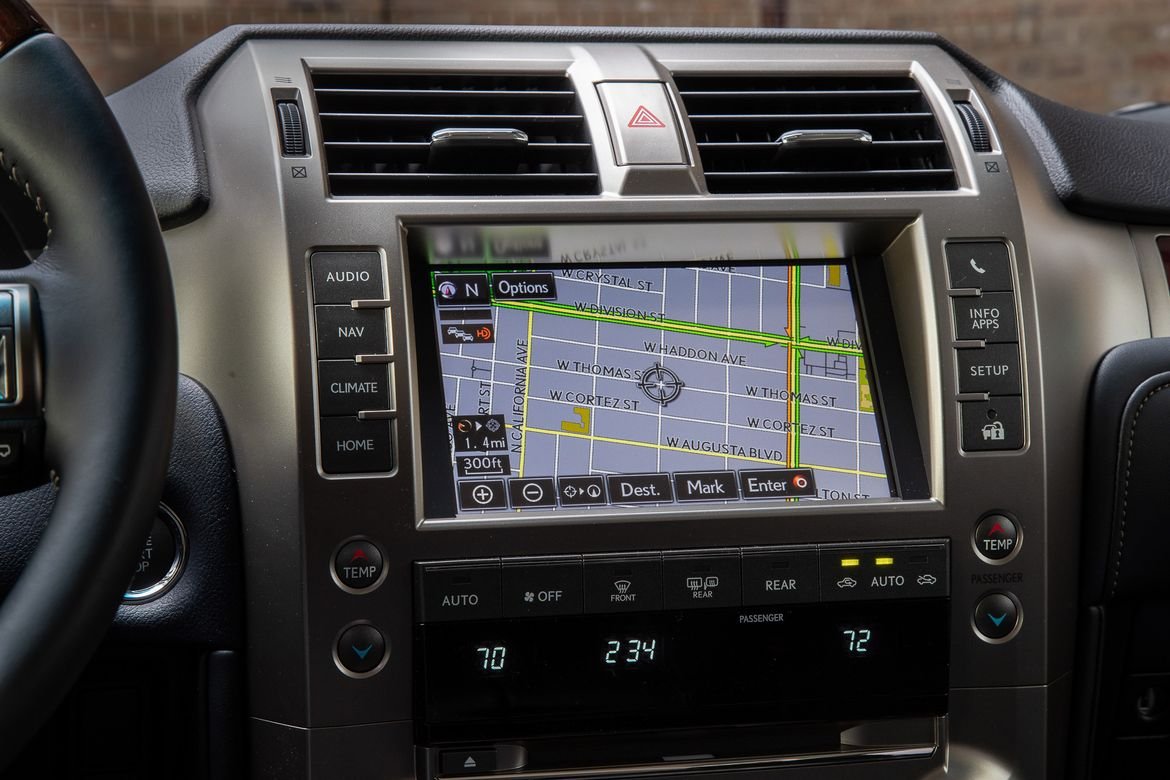 03-lexus-gx-460-2019-center-stack-display--interior.jpg