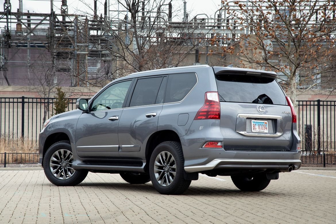 26-lexus-gx-460-2019-angle--exterior--grey--rear.jpg