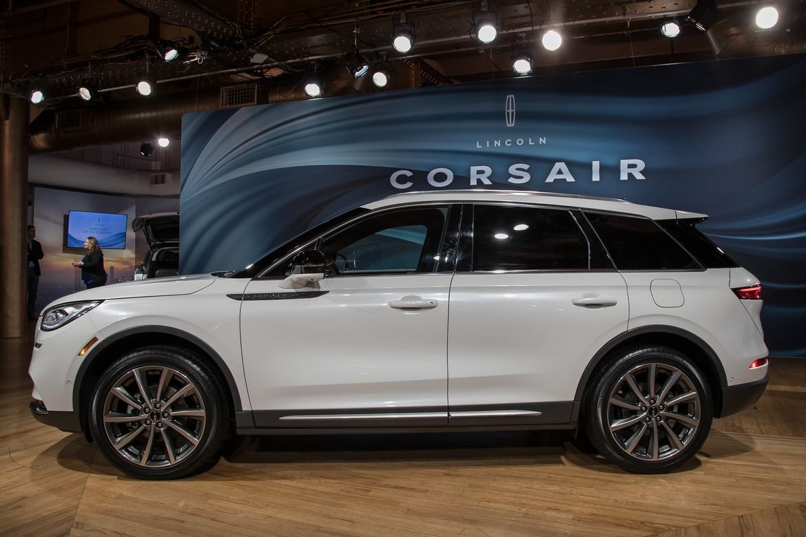 04-lincoln-corsair-2020-nyias-cl.jpg