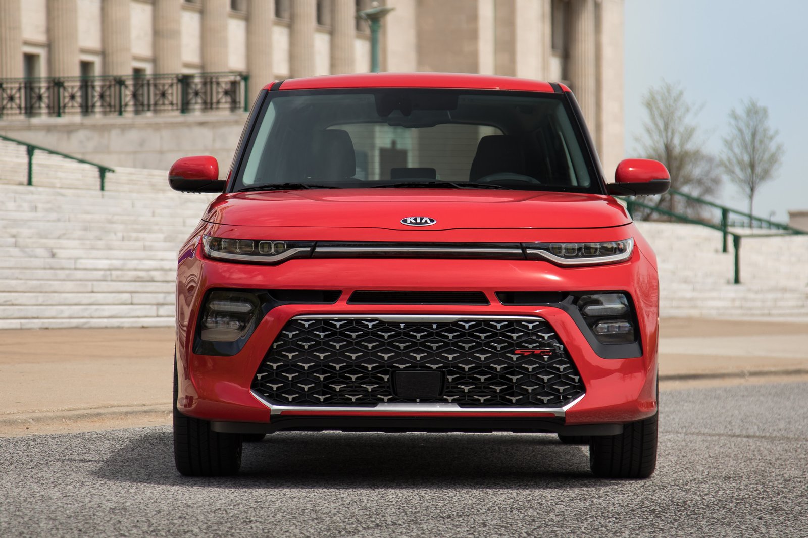02-kia-soul-2020-exterior--front--red--urban.jpg