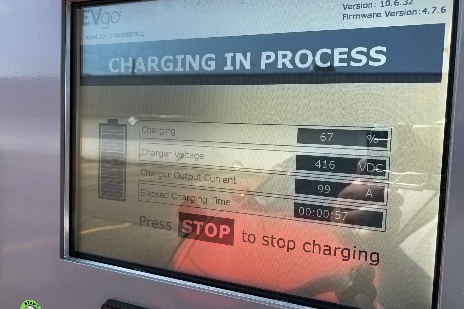 jaguar-i-pace-2019-02-charging-station--exterior.jpg