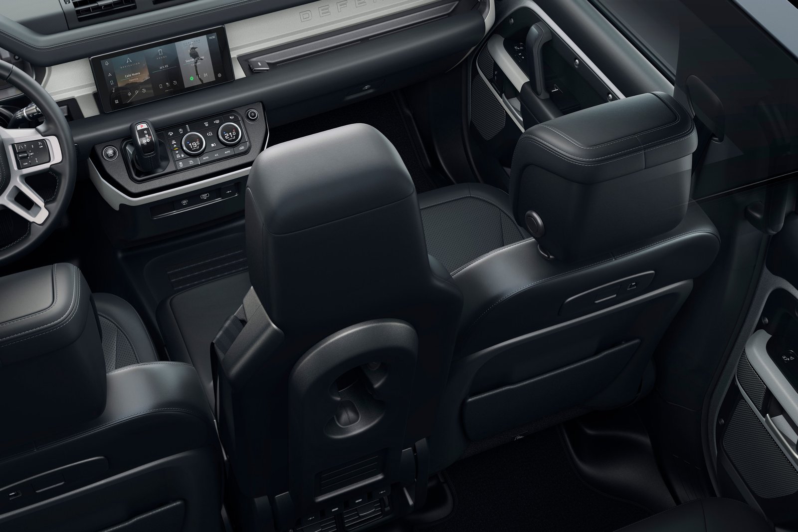 land-rover-defender-2020-11-front-row--interior.jpg