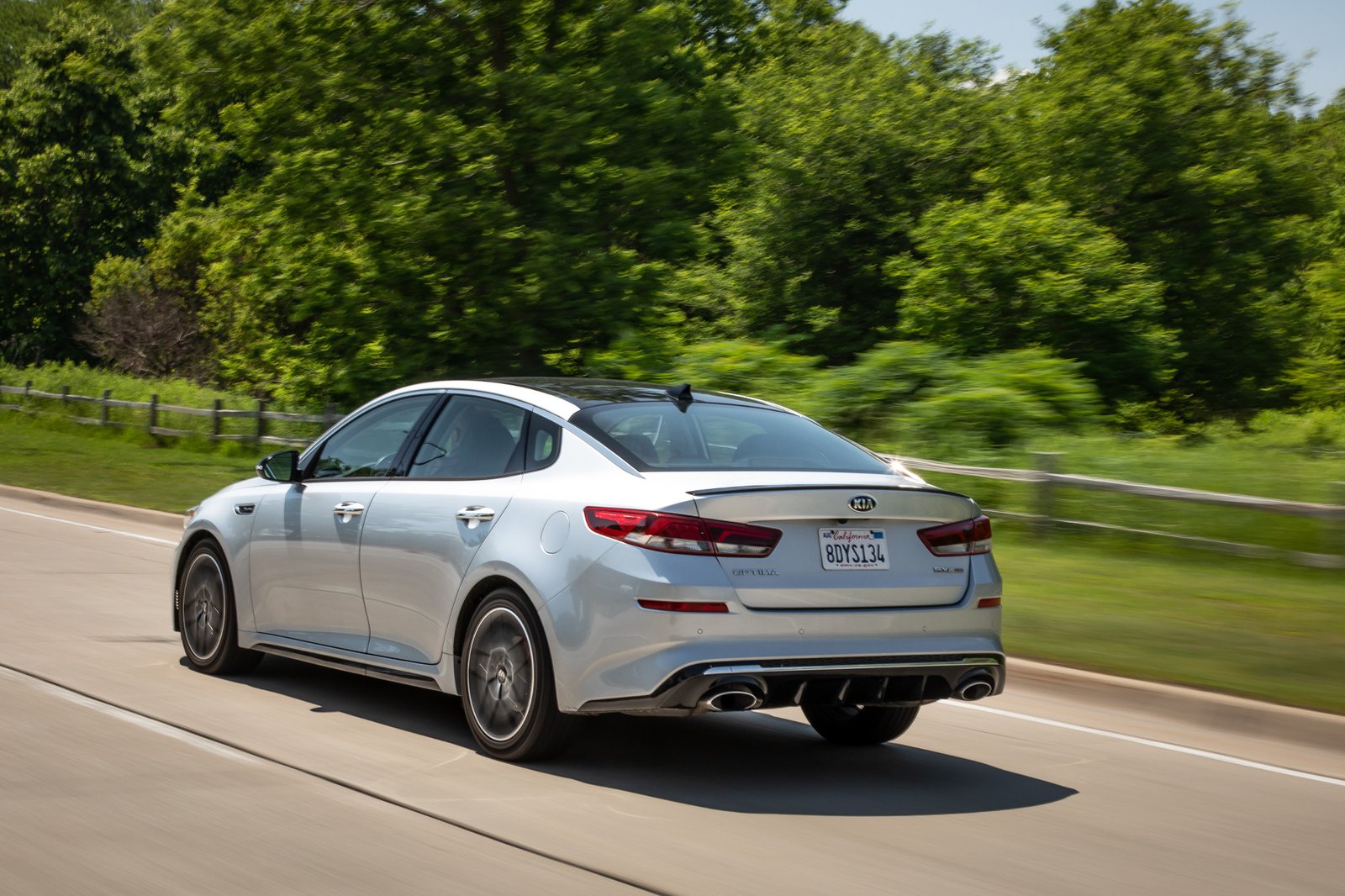 kia-optima-sx-t-gdi-2019-02-angle--dynamic--exterior--rear--silver.jpg