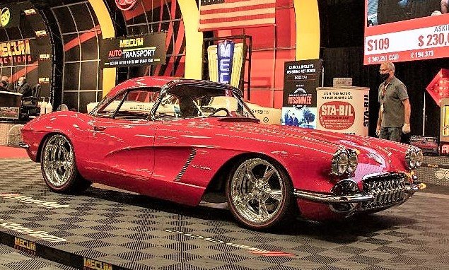 Custom 1962 Corvette was a top seller at the Mecum Auction.