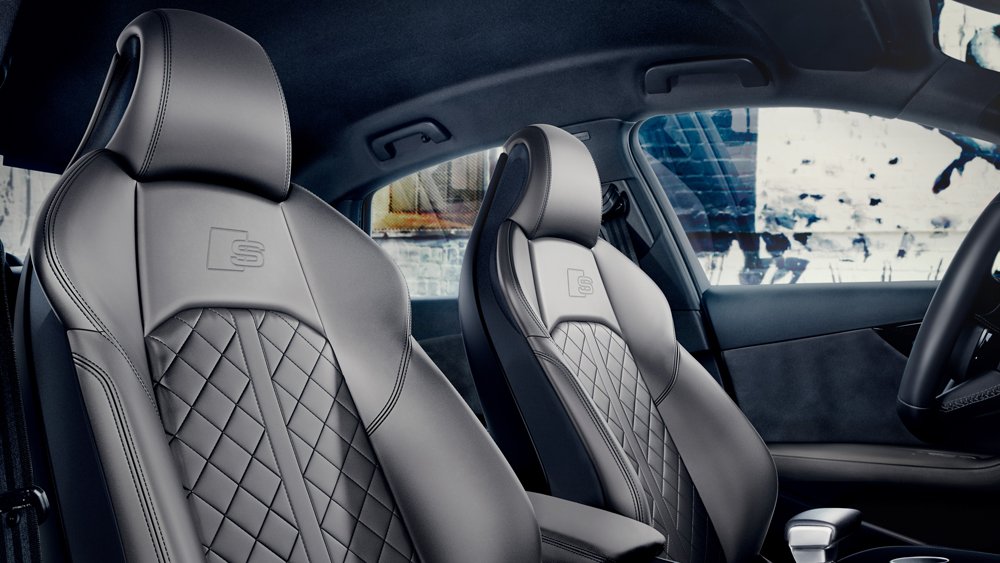 Inside the 2020 Audi S4.