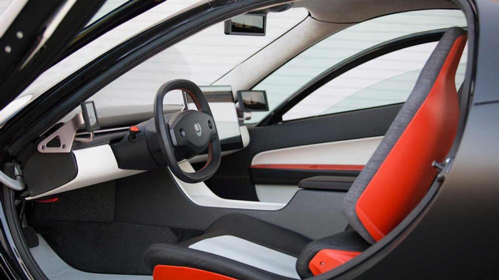 Aptera Paradigm Plus