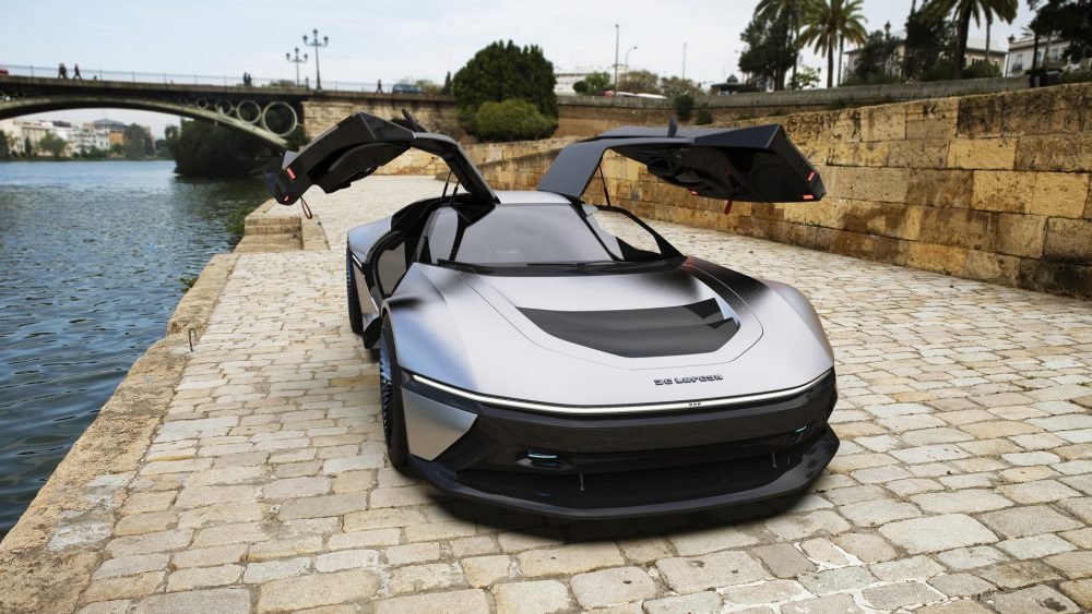 Angel Guerra DeLorean DMC-12