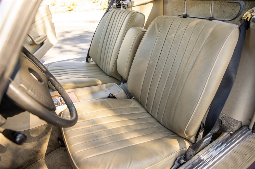 1979 Mercedes-Benz 450SL interior