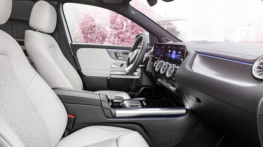 Mercedes-Benz 2022 EQA