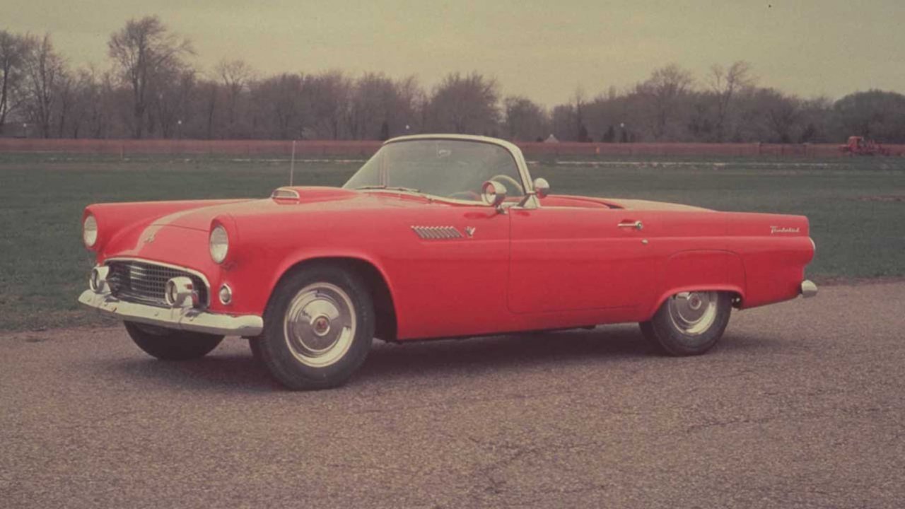 Ford renews Thunderbird trademark