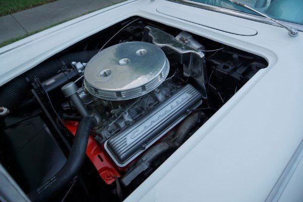 1958 Chevrolet Corvette engine