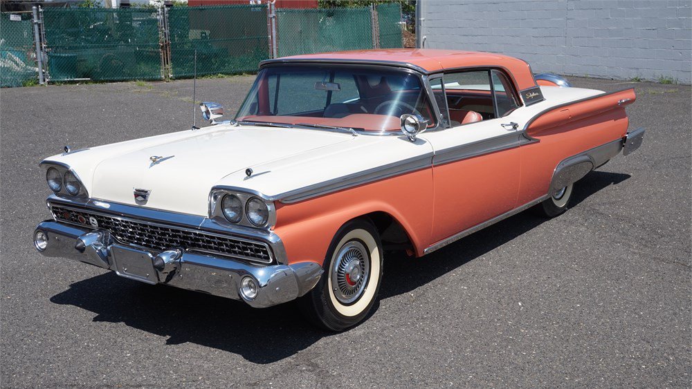 1959 Ford 500 Galaxie Skyliner on AutoHunter