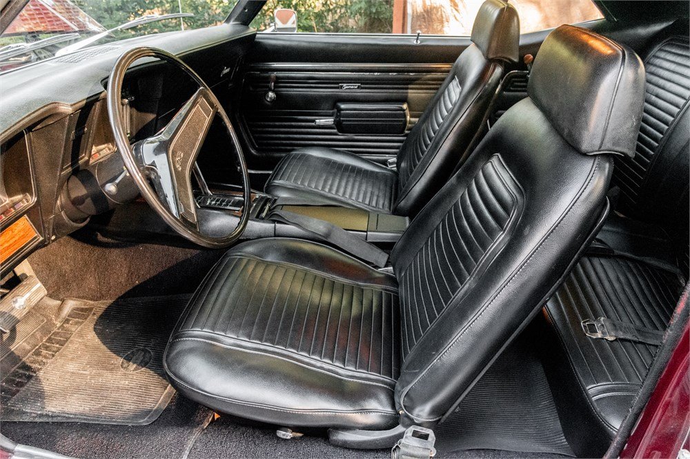 1969 Chevrolet Camaro RS interior