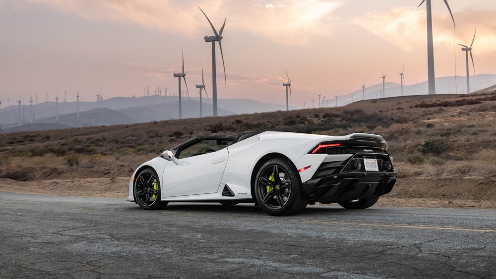 The Lamborghini Huracán Evo RWD Spyder.