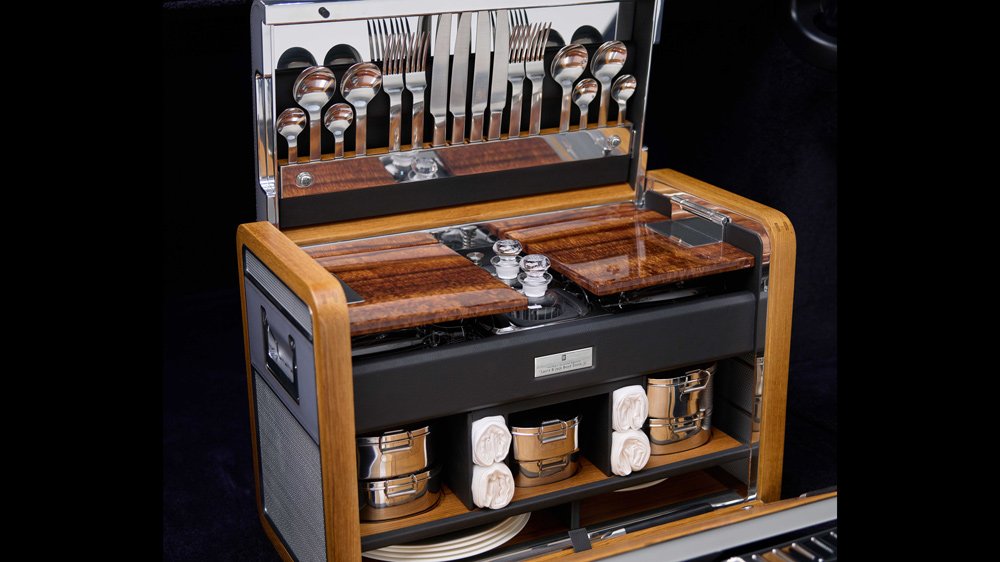 The matching picnic hamper of a bespoke Rolls-Royce Phantom that features Hawaiian Koa wood.
