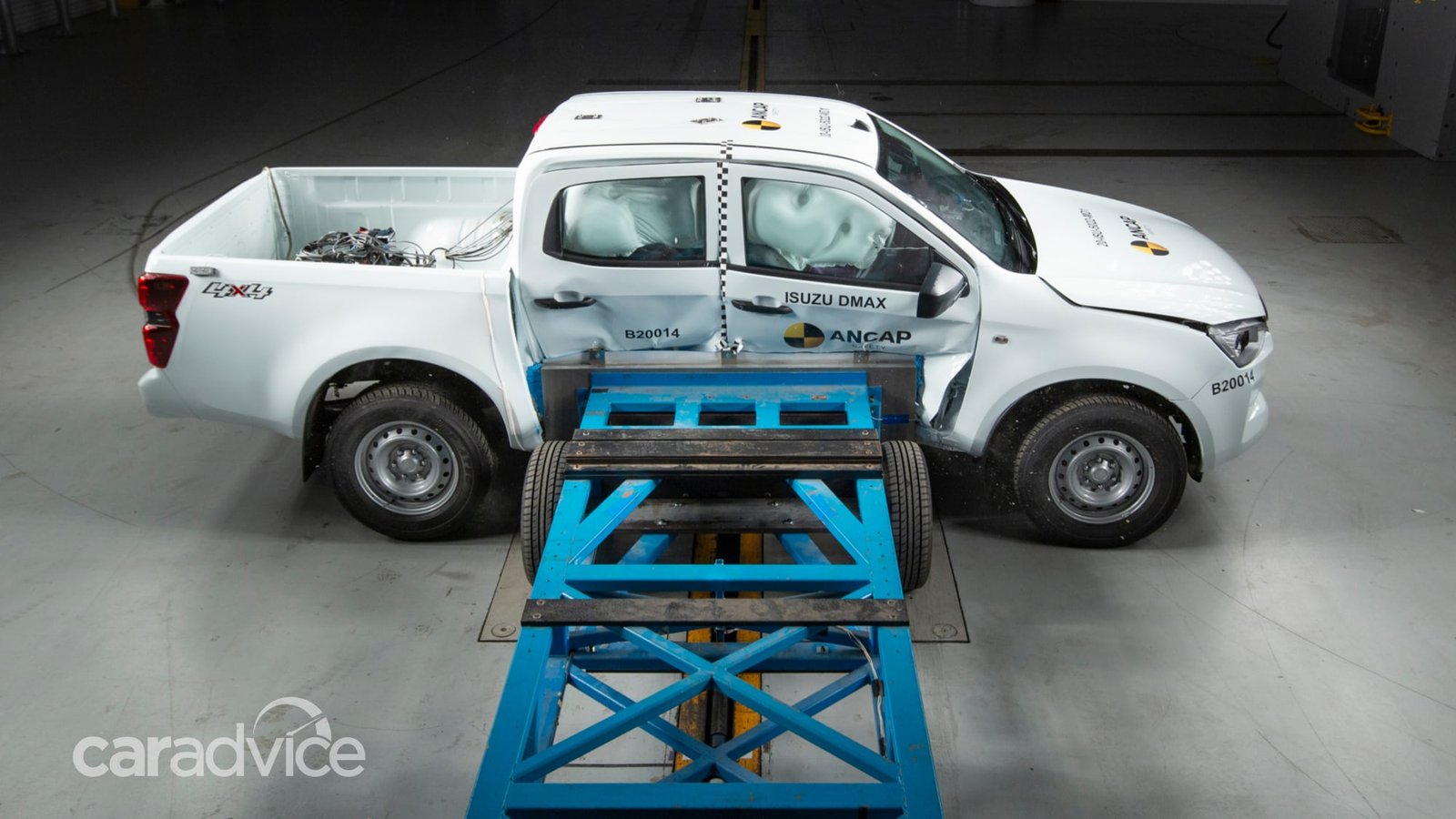 Renewed calls for safety rating labels on cars in showrooms - 2 of 2