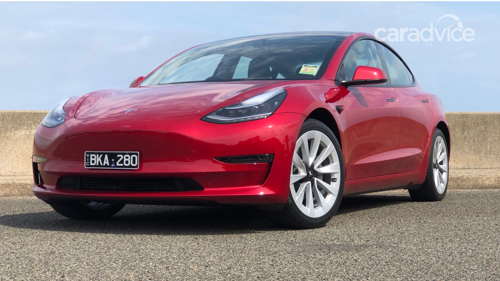 Survey reveals the main reason people buy a Tesla (and it's not Elon Musk) - 2 of 2