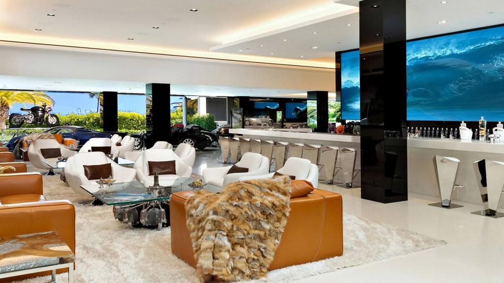 Billionaire LA