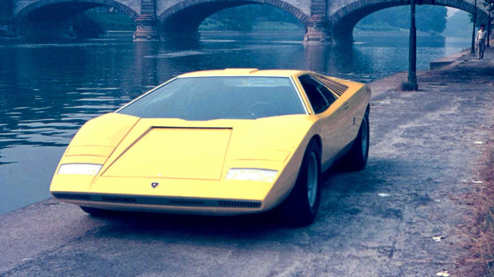 A Lamborghini Countach LP500.