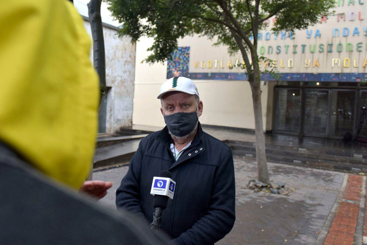 Carl Niehaus outside the Constitutional Court in Braamfontein, 25 March 2021. A group of ANC members protested in support of Zuma ahead of the courts desision on whether he was in contempt of a previous ruling, whilst a bigger group of protestors from Action SA and Move One Million counter protested. Picture: Neil McCartney