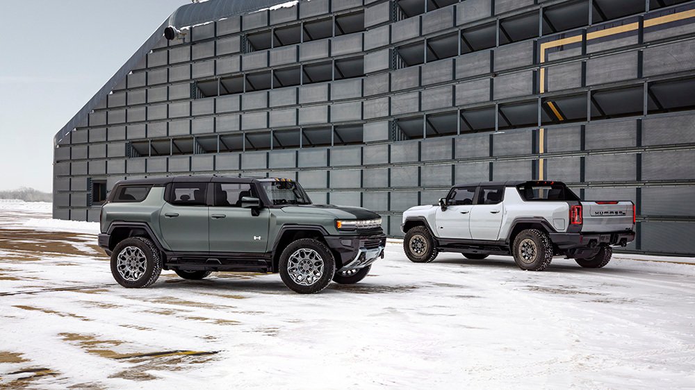 2024 Hummer EV SUV Edition 1 (left) and 2022 Hummer EV Edition 1