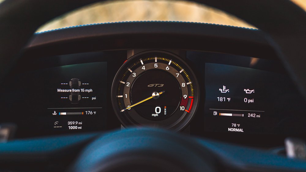 The tachometer inside a 2022 Porsche 911 GT3.
