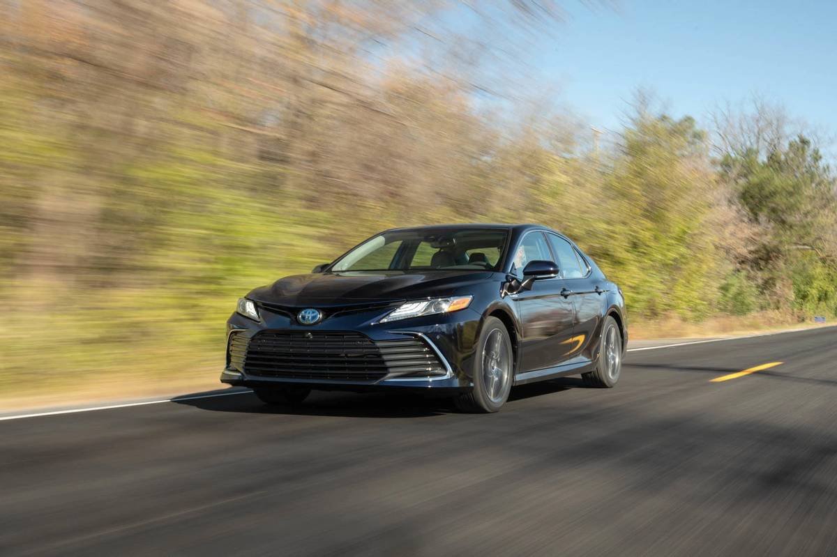 2021 Toyota Camry Hybrid XLE