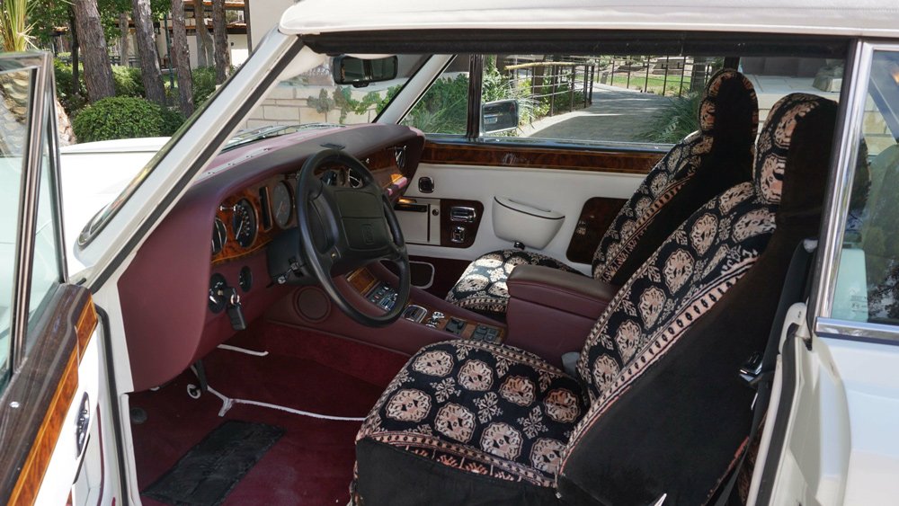 A look inside the 1994 Rolls-Royce Corniche owned by Roy Horn of Siegfried and Roy.
