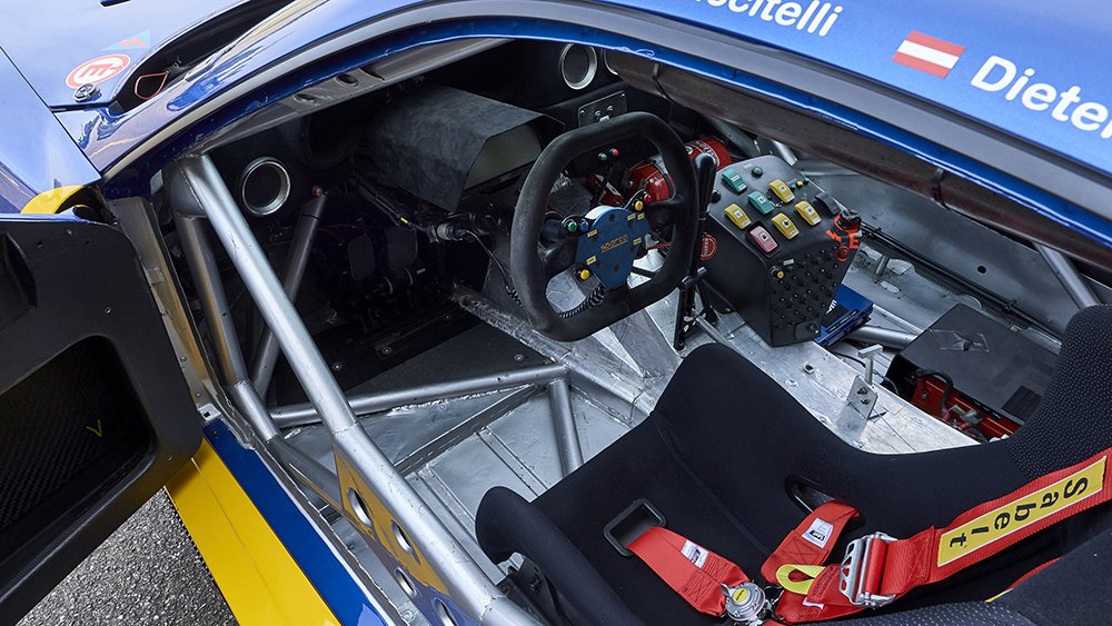 2000 Ferrari 550 GT1