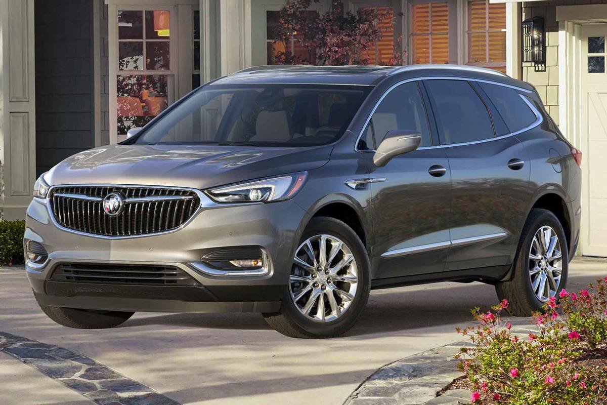 buick-encave-2021-exterior-front-three-quarter-oem