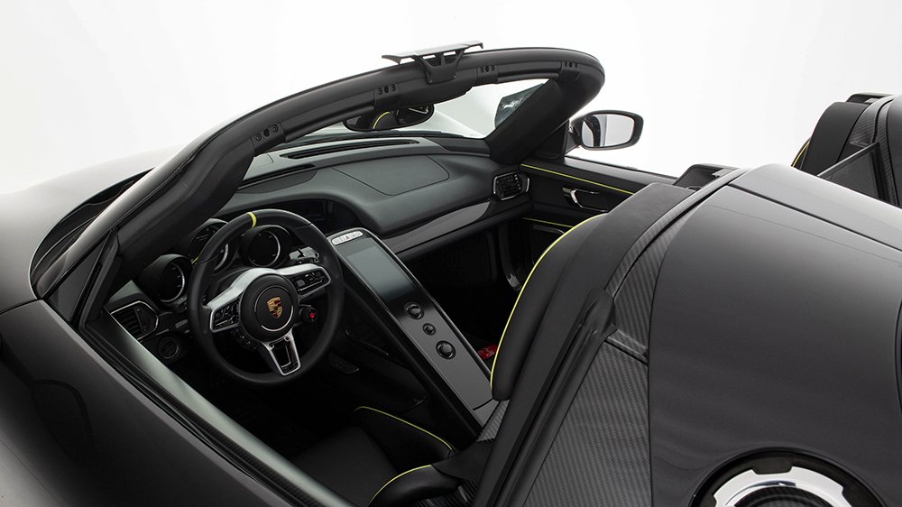 2015 Porsche 918 Weissach Spyder