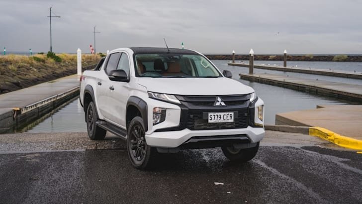 2021-Mitsubishi-Triton-GSR 