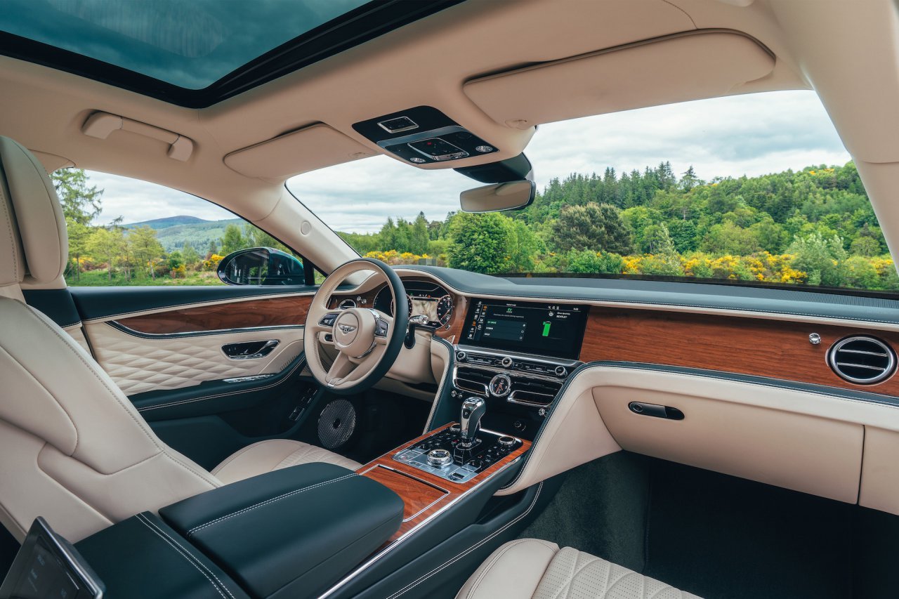 Bentley, 2022 Bentley Flying Spur Hybrid debuts as 536-hp plug-in grand tourer, ClassicCars.com Journal