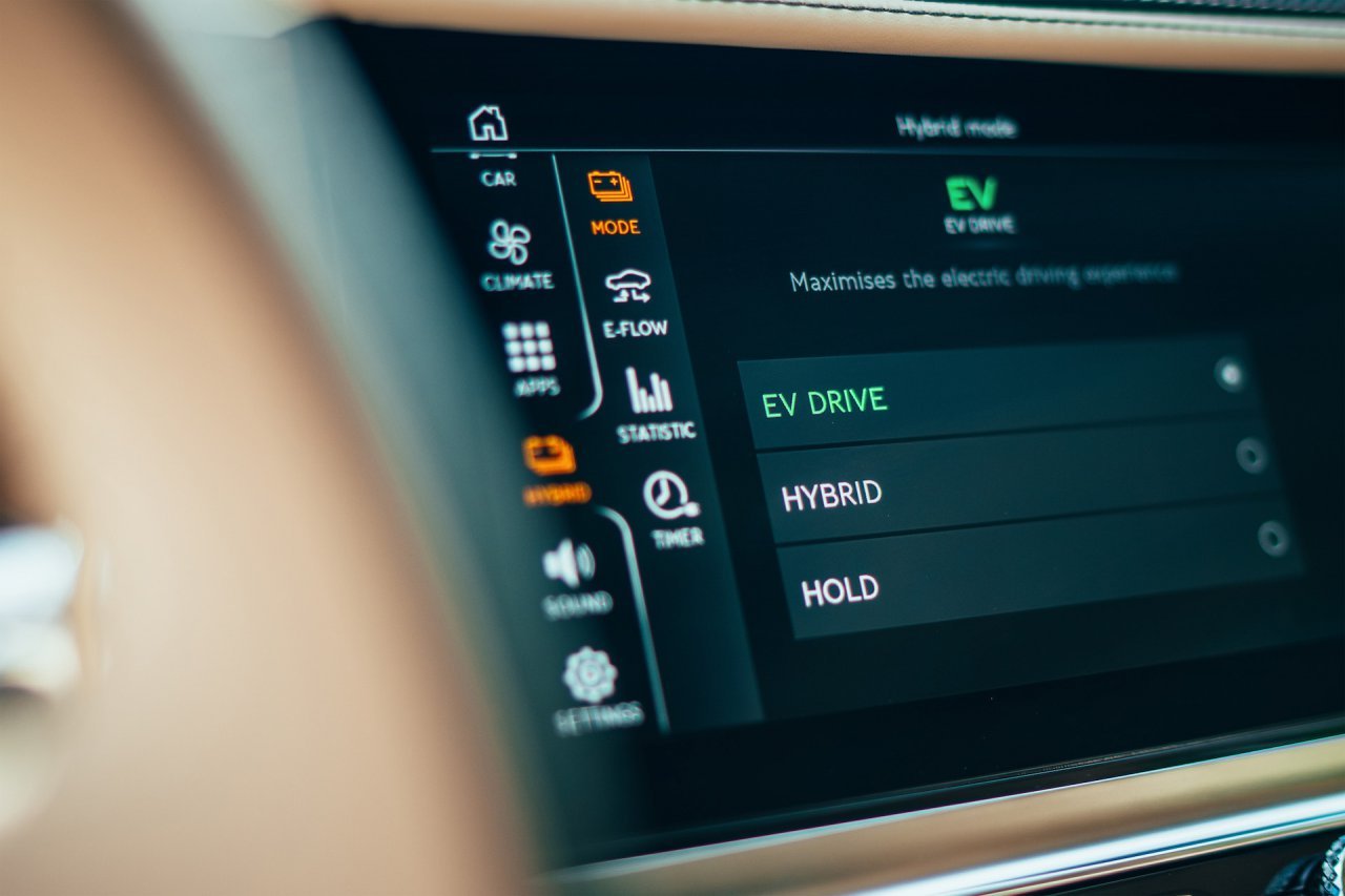 Bentley, 2022 Bentley Flying Spur Hybrid debuts as 536-hp plug-in grand tourer, ClassicCars.com Journal