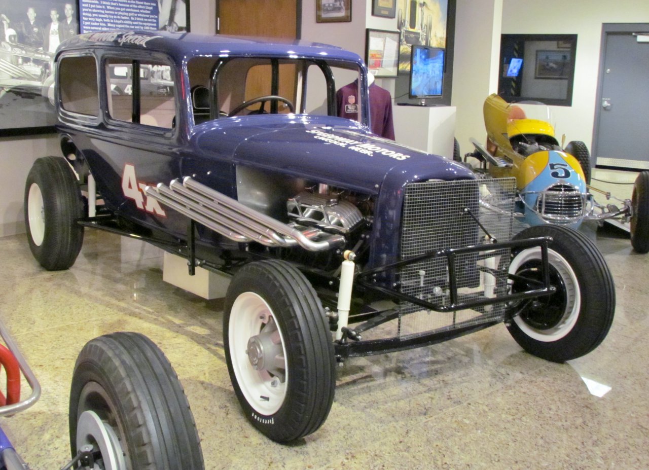 Speedway Motors, Heartbeat of American motorsports displayed in the country’s heartland, ClassicCars.com Journal