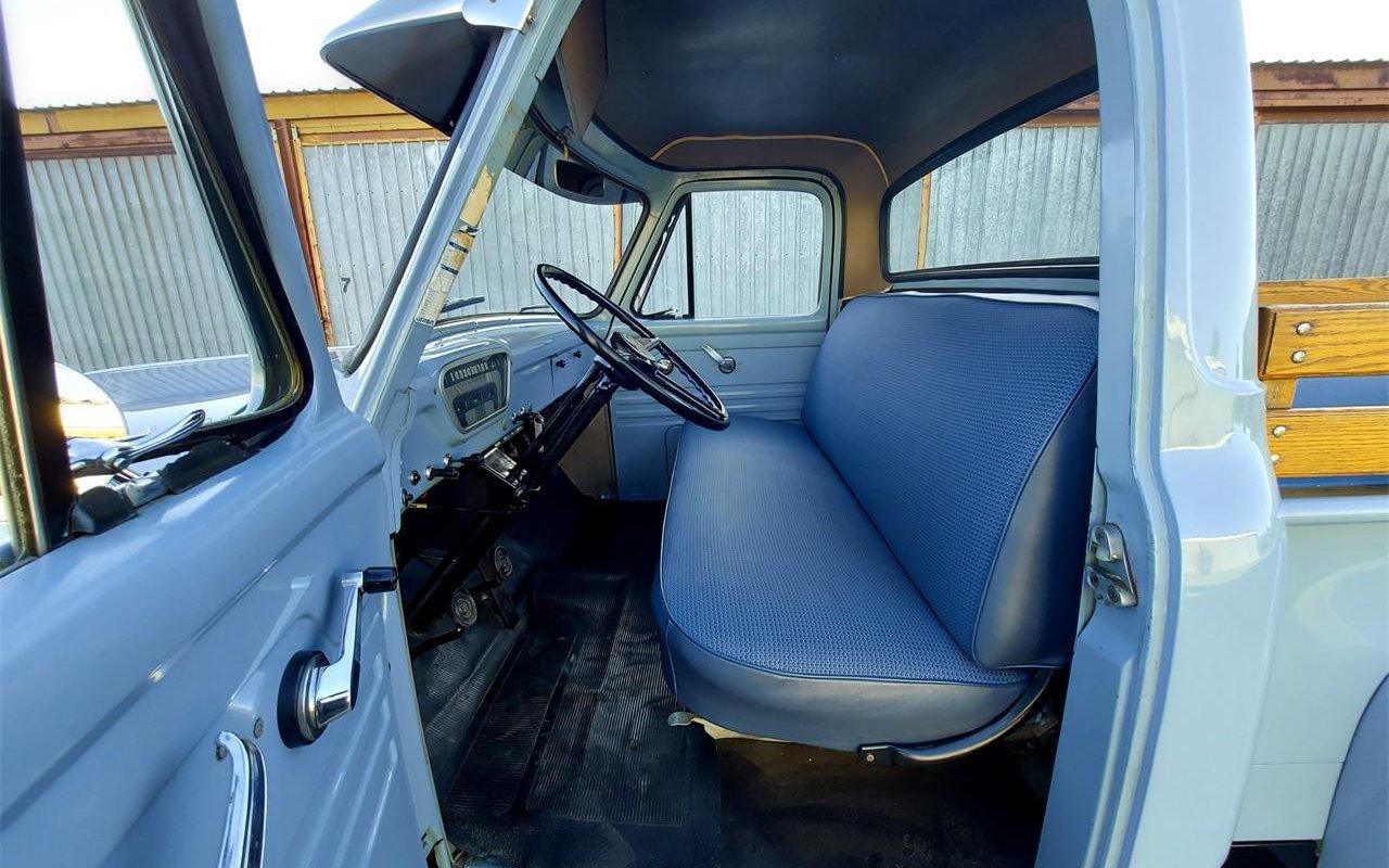 1954 Ford F100, barn-found baby blue pickup interior 