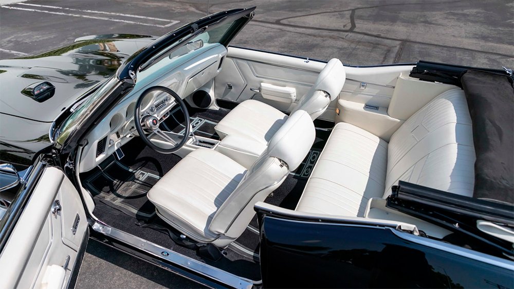 Val Kilmer's old 1969 Pontiac GTO convertible