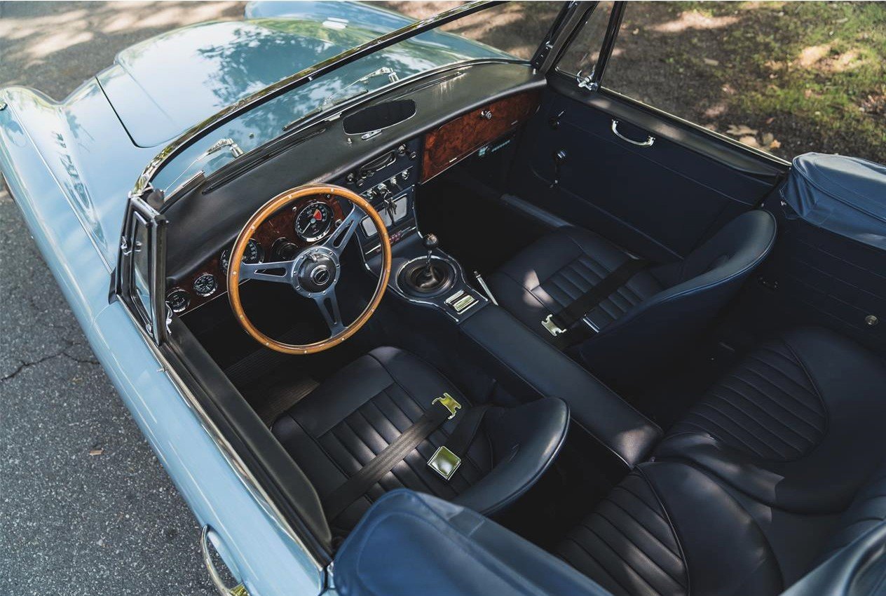 1966 Austin Healey 3000 Mark III interior