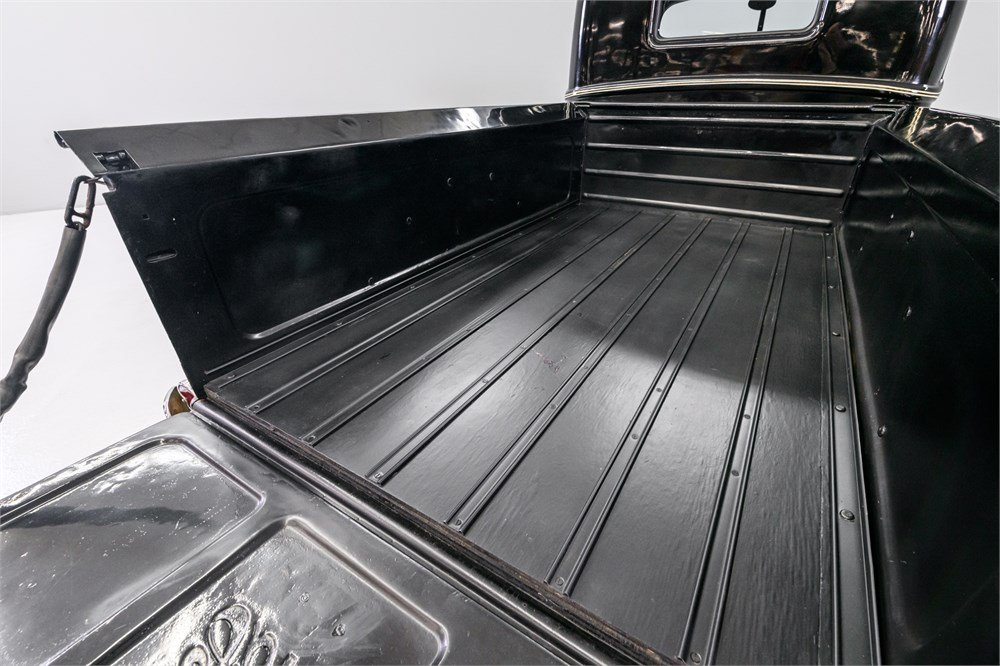 1941 Ford pickup truck bed