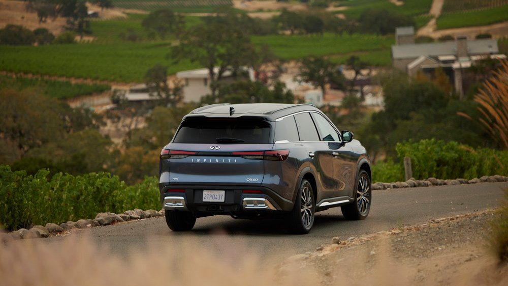 The 2022 Infiniti QX60 driving through Northern California's wine country.