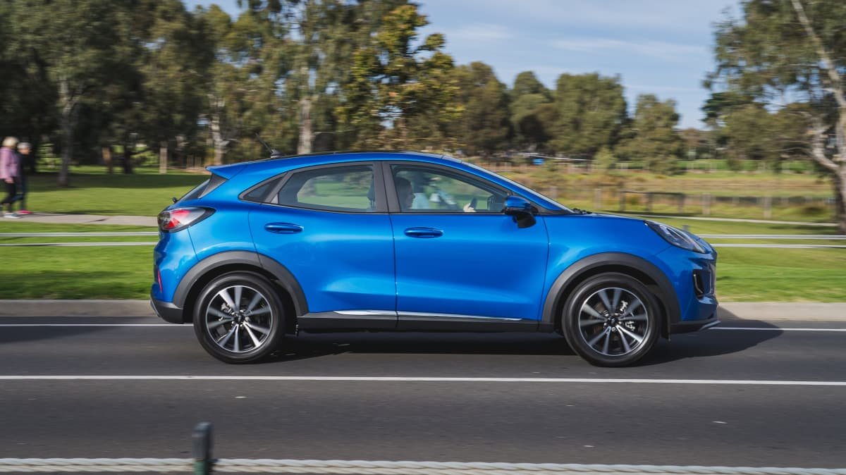 2021 Ford Puma v Kia Stonic GT-Line comparison-0