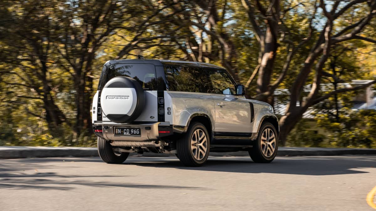 2022 Land Rover Defender 90 P400 X review-1